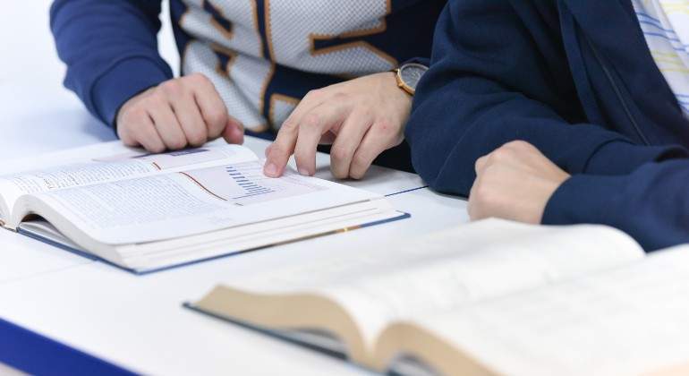 estudiantes-fp.jpg