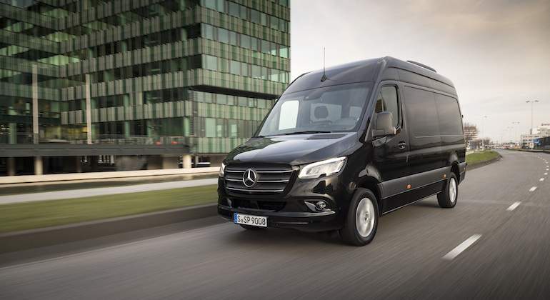 mercedes-sprinter-2018-1.jpg