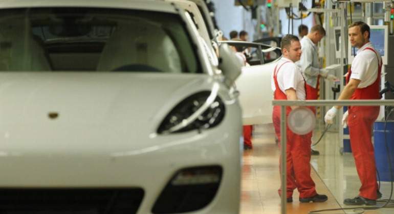 Porsche-Cayenne.jpg