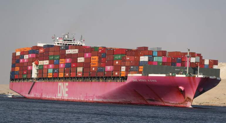 barco-contenedores-cadena-transporte-770x420.jpg