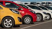 La DGT hará retoques en las etiquetas de los coches e introducirá alguna nueva