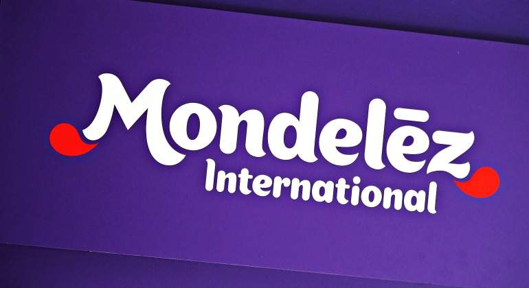 Mondelez-logo-morado-770.jpg