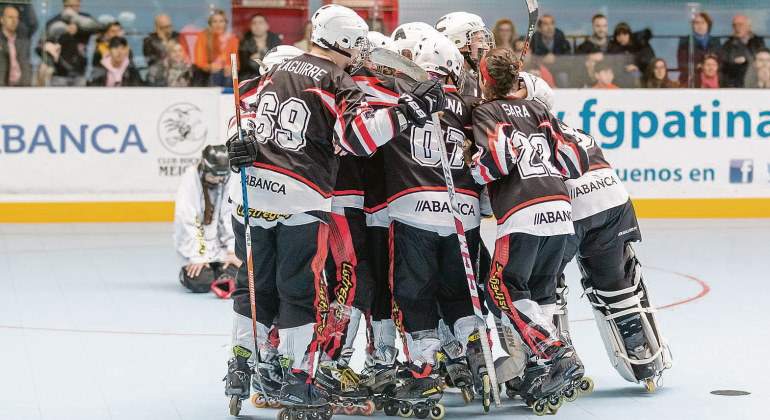 Un equipo de hockey patrocinado por Abanca