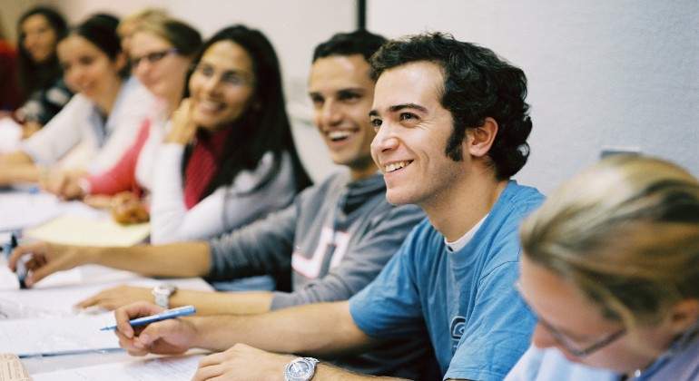 estudiantes-universitario.jpg
