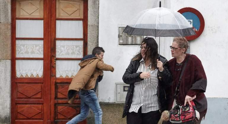 borrasca-ana-galicia-lluvia-efe.jpg
