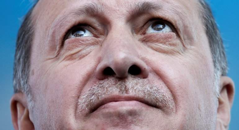 erdogan-cara-reuters.jpg