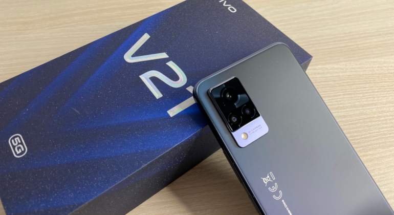 vivo-v21-1.jpg