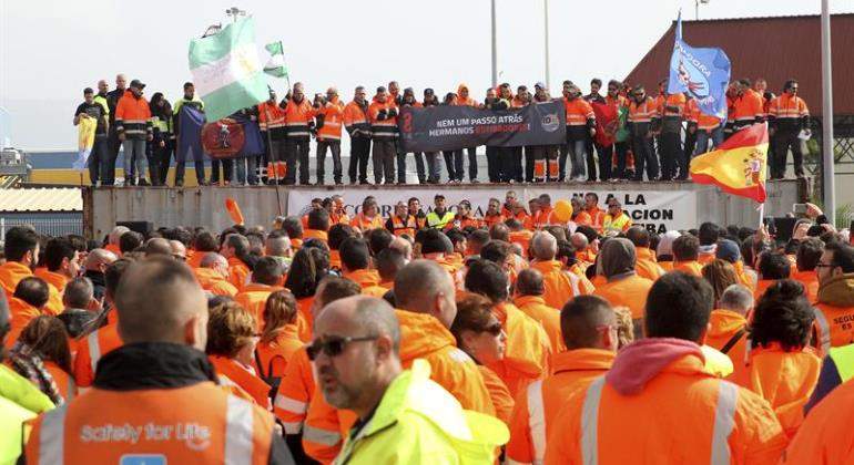 estibadores-protesta-efe-770.jpg