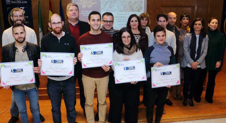 3Minute-Tesis-Comp_grupo-definic.jpg