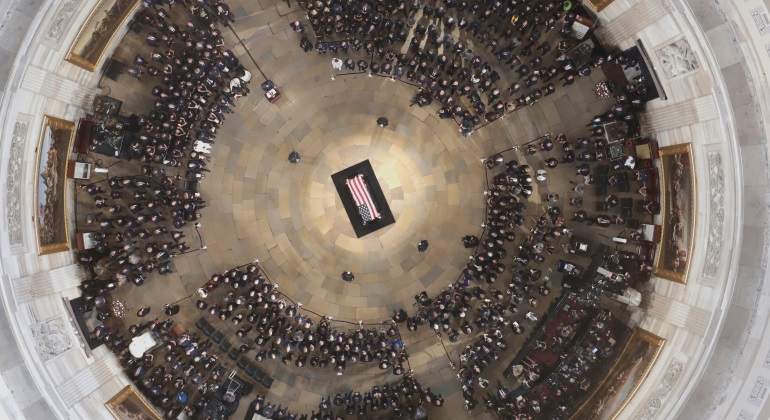 mccain-funeral-capitolio-3-reuters-770x420.jpg