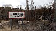 Así es el pueblo de Burgos de 50 casas e iglesia incluida que se vende por 350.000 euros