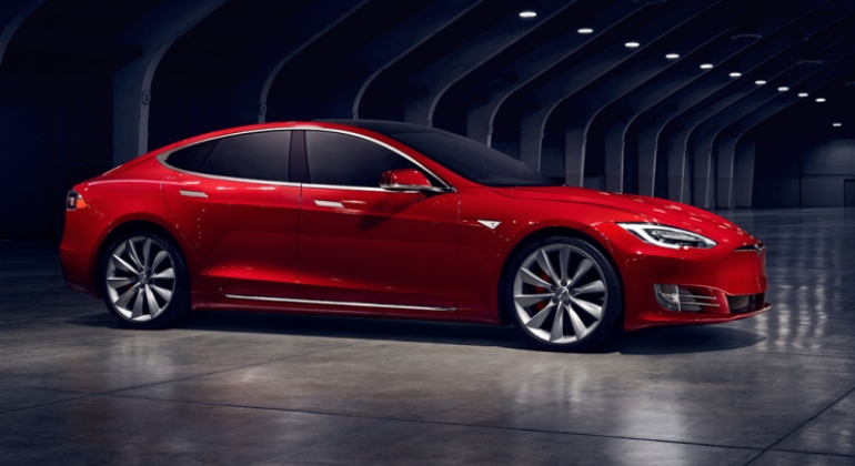 tesla-models-2016.jpg