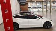 Cathie Wood cree que Tesla triplicará su valor, pero ha vendido 266 millones en acciones en dos semanas