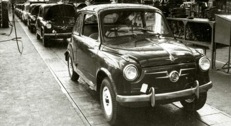 SEAT-600-fabrica.jpg