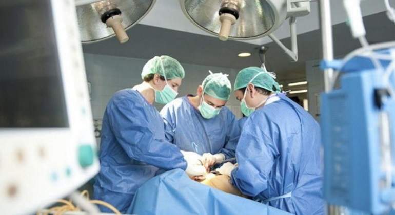 quirofano-medico-hospital.jpg