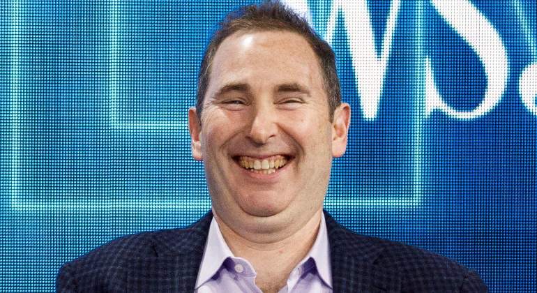 Andy-Jassy-sonrie-alamy.jpg
