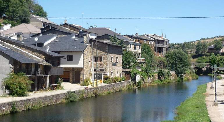 riohonor-castilla-pueblo.jpg