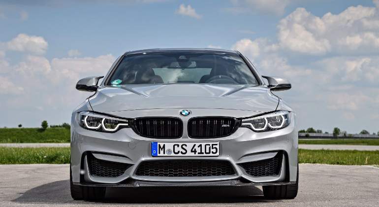 bmw-m4-cs-2017-1.jpg