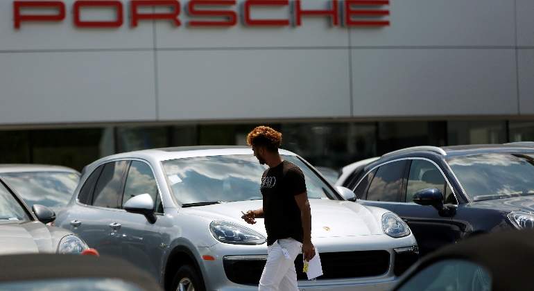 porsche.jpg
