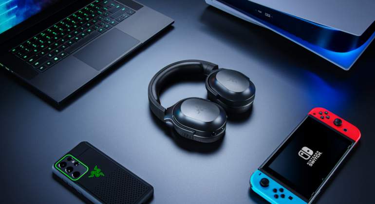 razer-barracuda-x-3.jpg