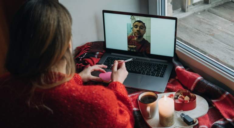 san-valentin-app-online-citas-dreams.jpg