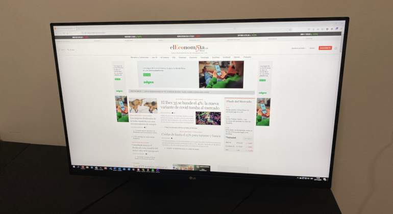 lg-ultrafine-1.jpg