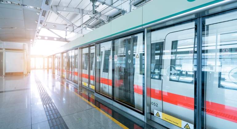 metro-shanghai-dreams.jpg