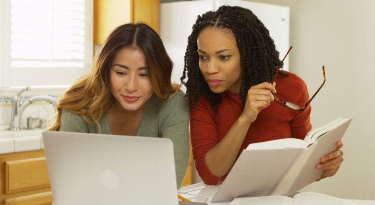 estudiantes-mujeres-defini.jpg