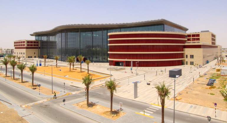 Hospital Al Ain en Abu Dabi un proyecto de Grupo Sanjose