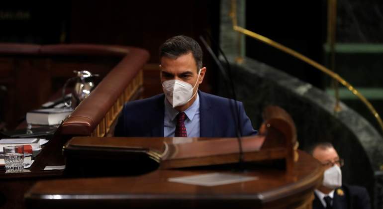 sanchez-congreso-mascarilla-efe.jpg