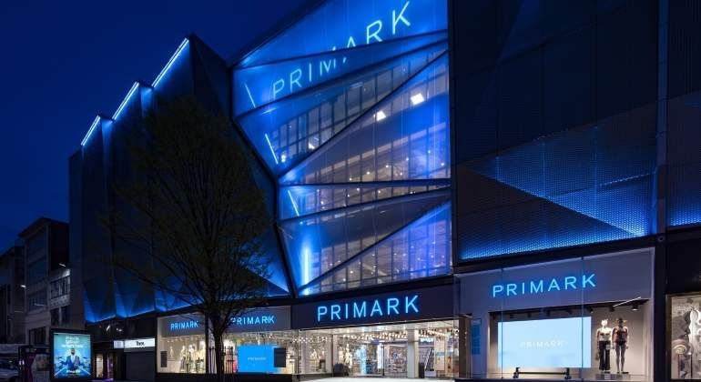 primark-megatienda-noche.jpg