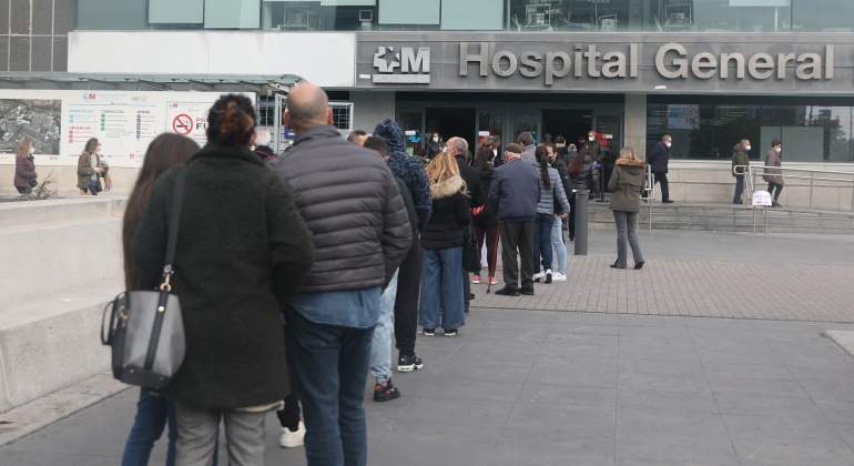colas-la-paz-hospital-covid-ep-770x420.jpg
