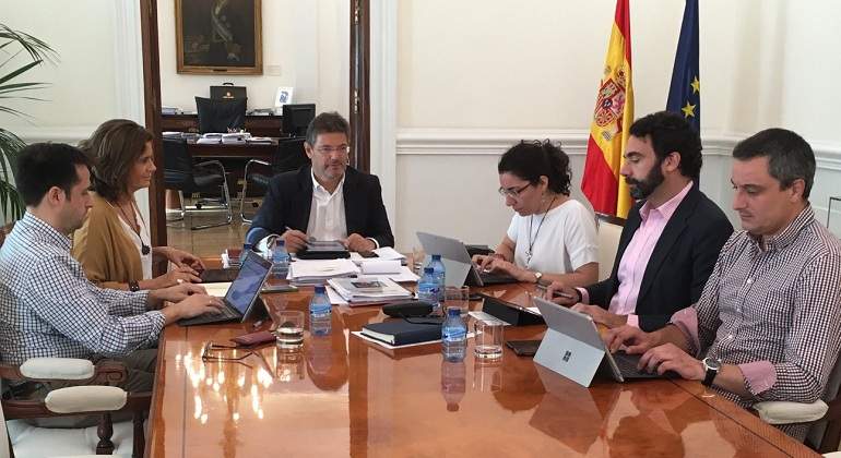 catalalexnet.jpg