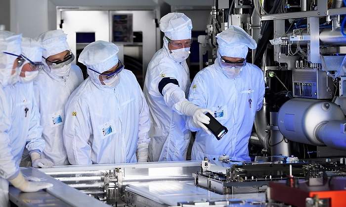 asml-tecnologia-microhips-semiconductores-770x420.jpg