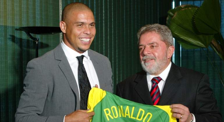 ronaldo-nazario-lula-reuters.jpg