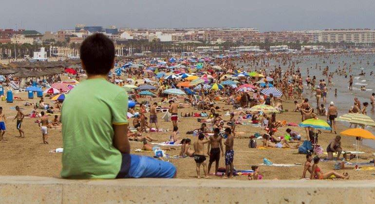 playa-malvarrosa-valencia-770-efe.jpg