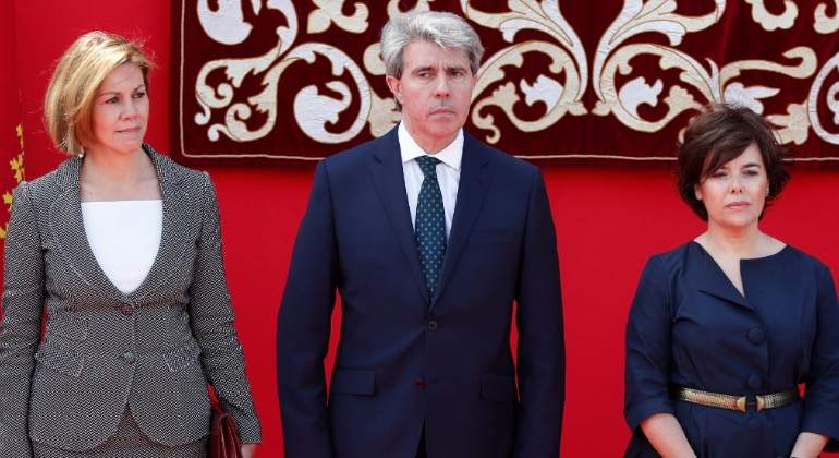 cospedal-garrido-santamaria-2mayo-efe.jpg