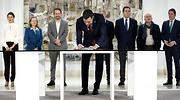 Sánchez y los agentes sociales firman el acuerdo de subida del salario mínimo a 950 euros para 2020