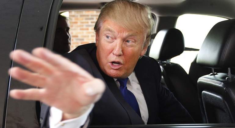 trump-donald-coche-ventanilla-reuters.jpg