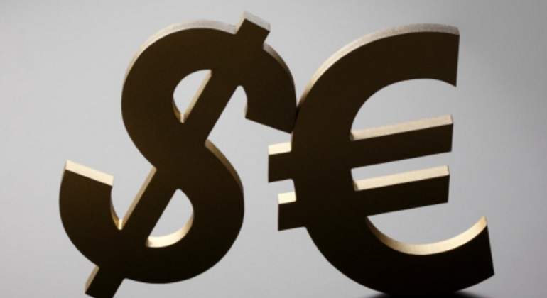 euro-apoya-dolar.jpg