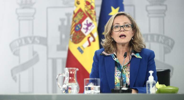 nadia-calvino-economia-ministra-vicepresidenta-rueda-prensa-moncloa-cmin-17noviembre2020-europa-press-770x420.jpg