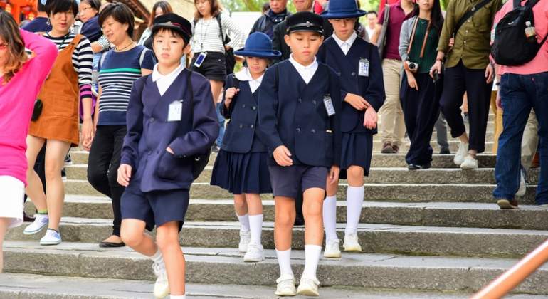 japon-uniformes-colegio-dreamstime.jpg