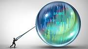 Podríamos ver una burbuja en los activos sostenibles, según Hannah Simons (Schroders)