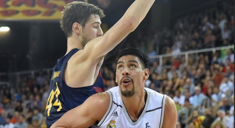 AYON-BARCE.jpg