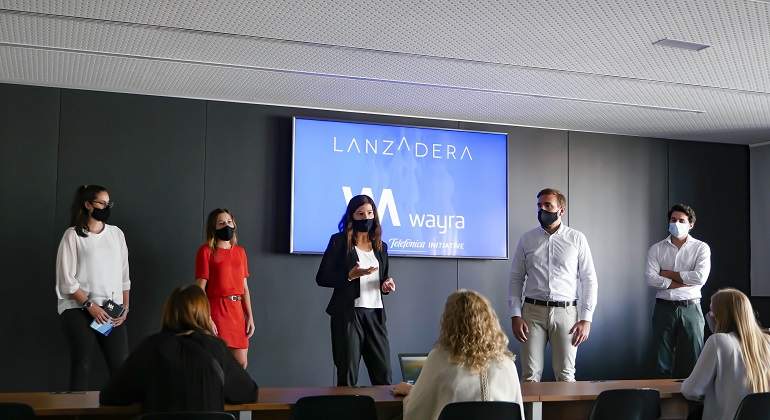 Sesion-trabajo-Wayra-Lanzadera.jpg