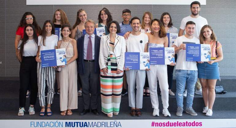 Foto de familia del concurso Nos duele a todos