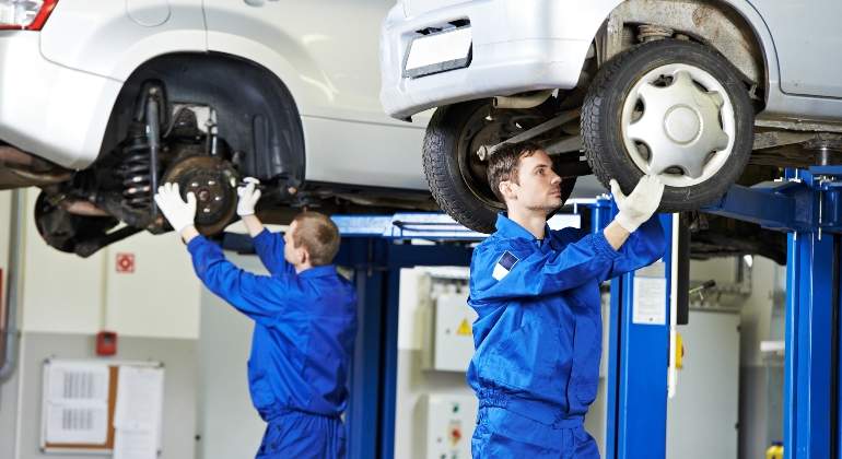 mantenimiento-coche-taller-dreamsteam.jpg