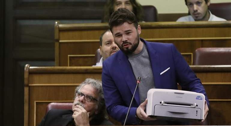 rufian-impresora-congreso-efe.jpg
