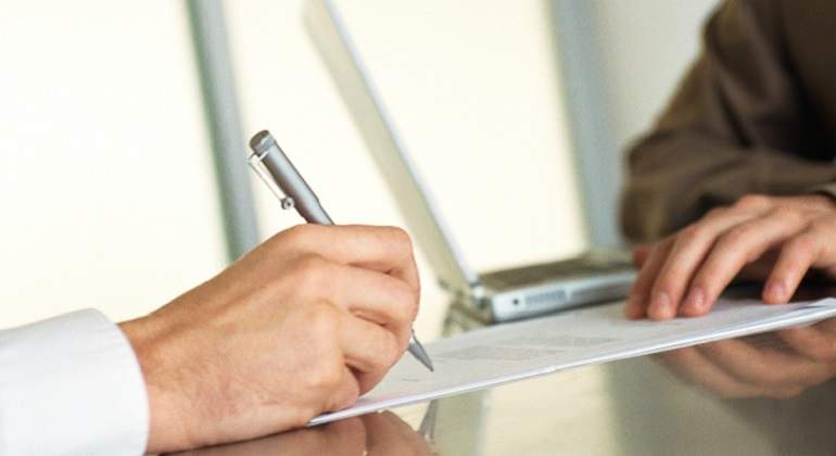 770-x-420-Firma-de-contrato-Getty.jpg