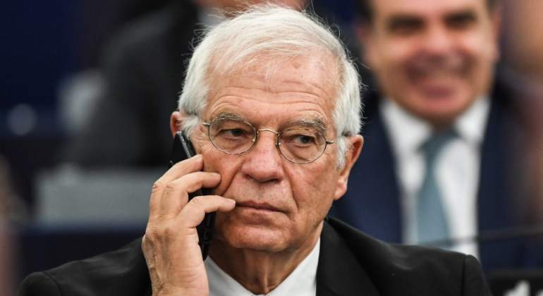 borrell-telefono-eurocamara-efe.jpg